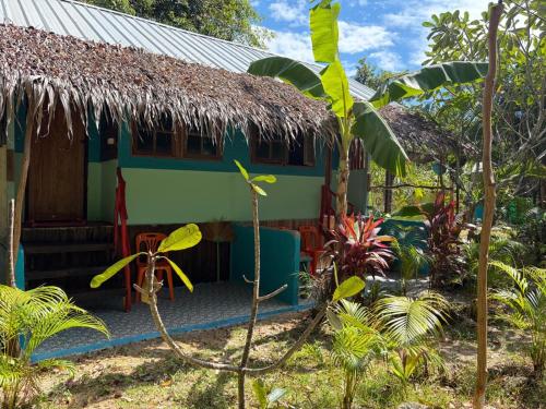 Freedom home in Koh Chang Tai