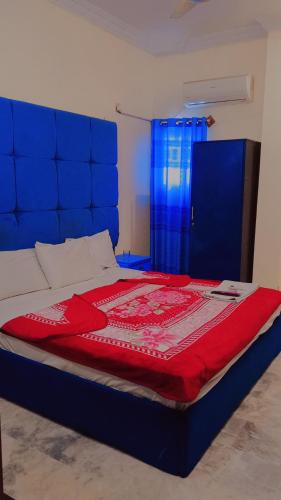 Hotel Crown Plaza Near Karachi Airport Darul sehat Hospital Dow Agha khan and Liaqat Hospital - image 3