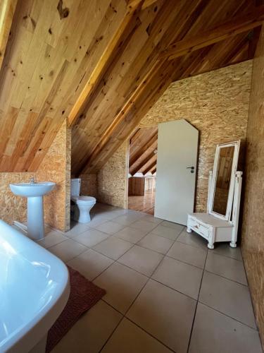 Unique Farm Stay in Seafield