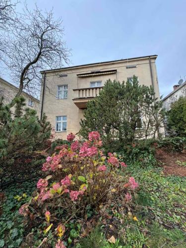 Hostel Poznan Cybulskiego 7 – khách sạn tại Grunwald