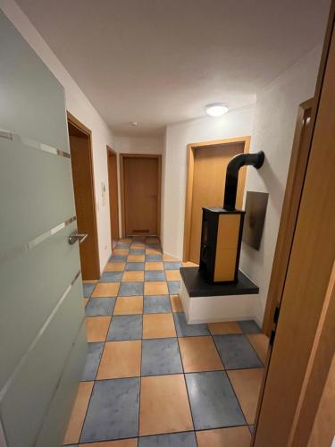 Ferienwohnung Nähe Autobahn Ruhige Lage für Familien & Monteure (Ferienwohnung Nahe Autobahn Ruhige Lage fur Familien & Monteure) in 埃羅爾茨海姆