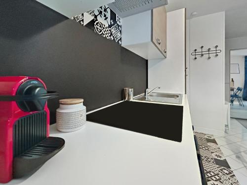 Studio serein, RER 5mn,Paris en 15mn,commerces 3mn in Nogent-sur-Marne