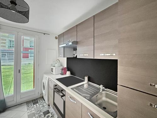 Studio serein, RER 5mn,Paris en 15mn,commerces 3mn in Nogent-sur-Marne