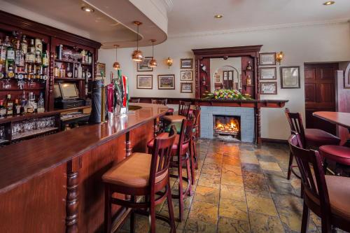 Breffni Arms Hotel - image 10