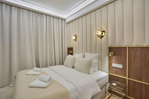Apartment Matignon St Honore by Studio Prestige - image 9