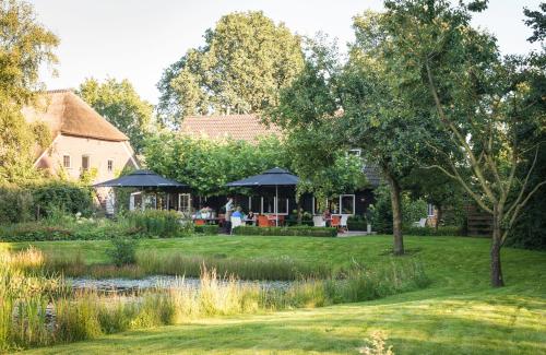 . De Loohoeve - Restaurant & Hotel