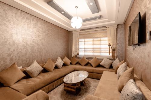 Appart Hotel Golden Sky Home in Beni Mellal