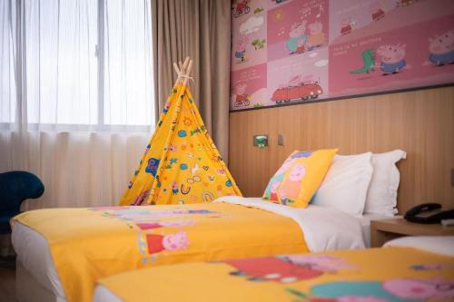 room detail thumbnail 1