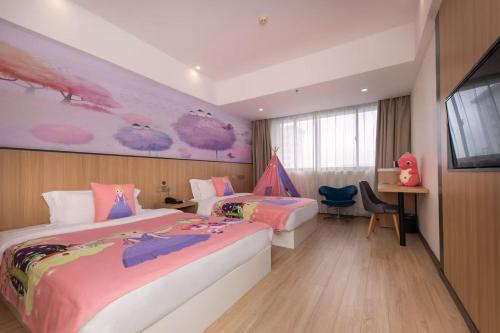 room detail thumbnail 0