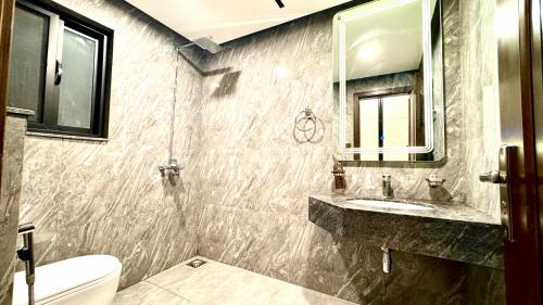 Executive 2BHK in Zeta Mall - image 10