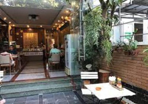 Étterem, Ruby Hotel in Hue