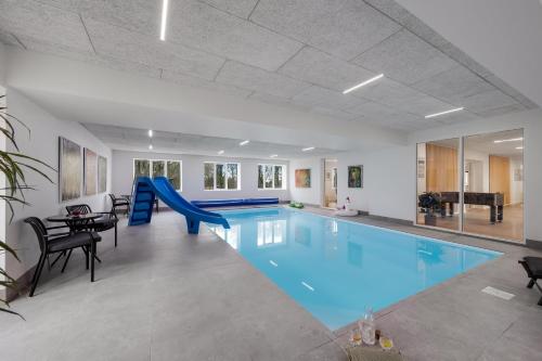 Viesnīcas āriene, Exclusive Pool Houseconference Center With Gymnasium in Vester Jolby