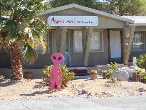 . Atomic Inn Beatty Near Death Valley