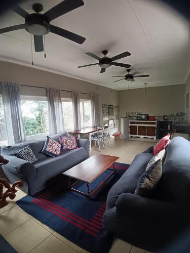 Mayhill Cottage – khách sạn tại Southbroom
