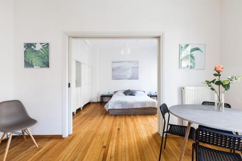 Central 5 Room Apartment, Atény (fotografie 9)