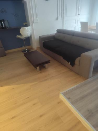 Spacieux logement pour 5 personnes - Location saisonnière - Rive-de-Gier