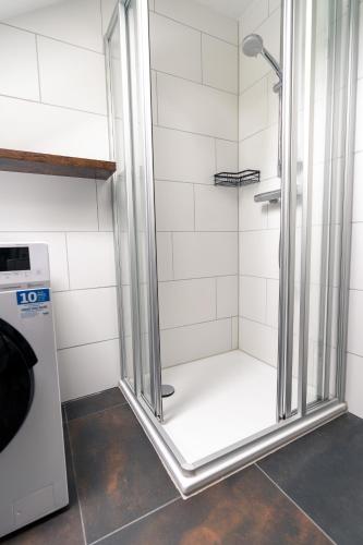 淋浴間, Apartment Manu in 因茨靈恩