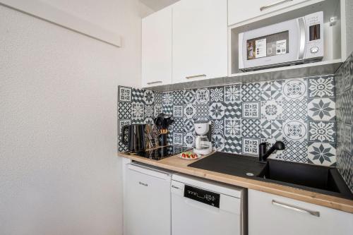 Mountain View Ski-In and Ski-Out Apartment - La Reine Blanche in Val Thorens
