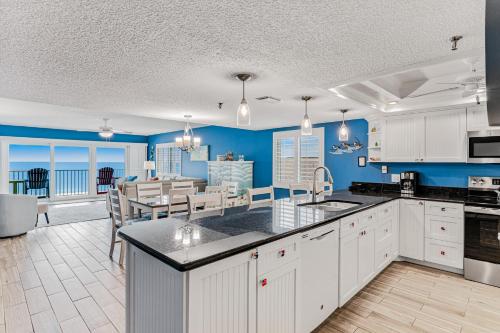 Sand Dollar 311 in Indian Shores (Florida)