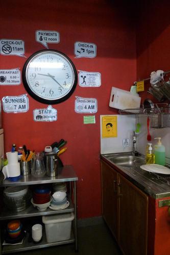 Kitchen, Betel Box Backpackers Hostel near Guan Hoe Soon