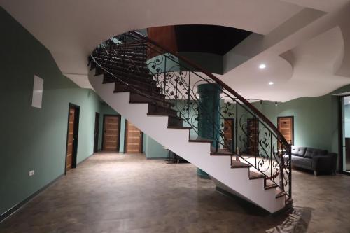 Hotel Semitronix in Peje