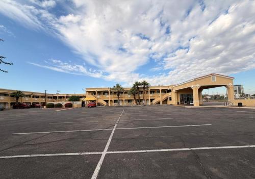 Exterior view, Valley Inn in Phoenix (AZ)