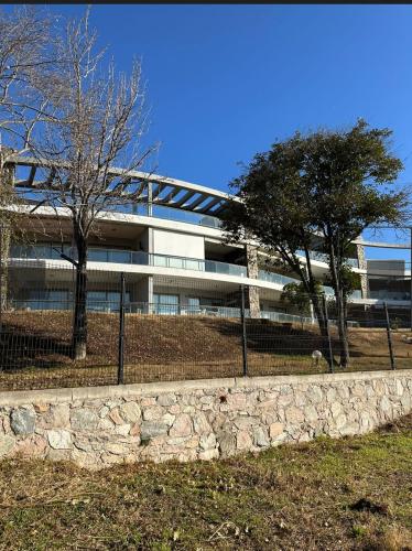 Complejo Carde Housing