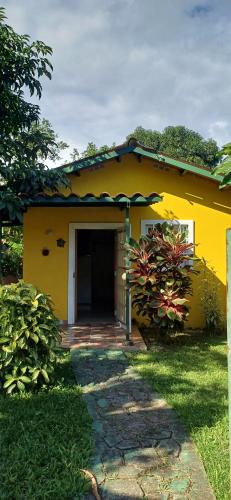 La casita feliz in Las Lajas