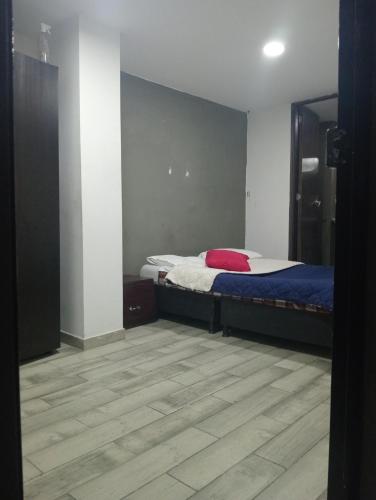 FOSALIVING habitaciones, universidad nacional, embajada Estados Unidos,Corferias, Campín, Movistar, Aeropuerto Dorado 15min