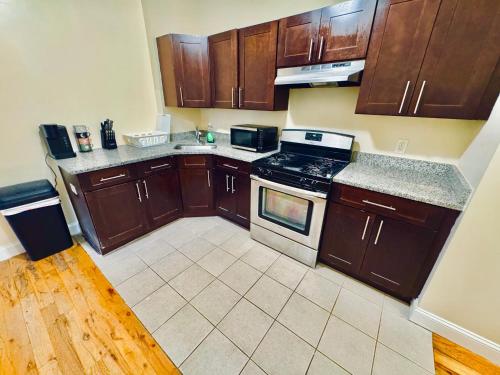 Modern Luxury Executive Room with NYC Fast Access - Nutley, NJ