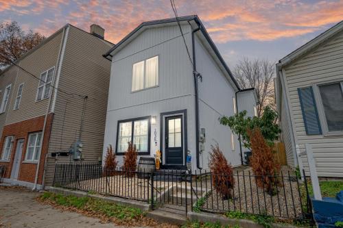 Sleek Urban Getaway Paristown-Highlands-Germantown – khách sạn tại Old Louisville