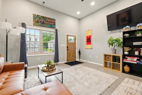 Derby Oasis-Home Away From Home – khách sạn tại Old Louisville