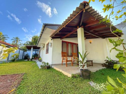 Ceylon Seascape Villa in Beruwala
