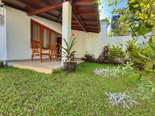 Ceylon Seascape Villa in Beruwala