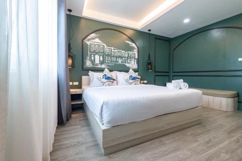 room detail thumbnail 0