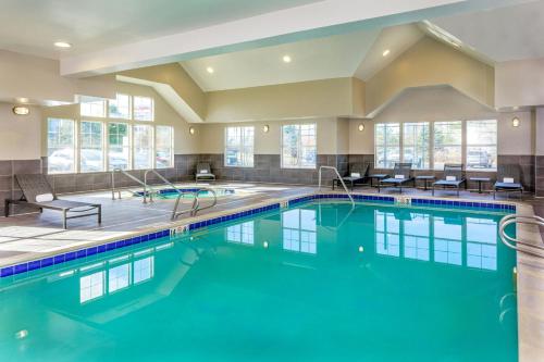 Residence Inn by Marriott Denver Airport at Gateway Park - image 10
