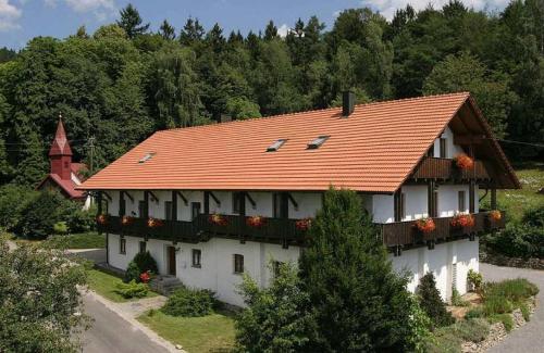 B&B Schwarzach - Degenberger Hof - Bed and Breakfast Schwarzach