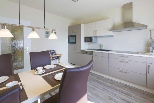Landhauser Bergwiese 324m von Clausthaler Straße entfernt