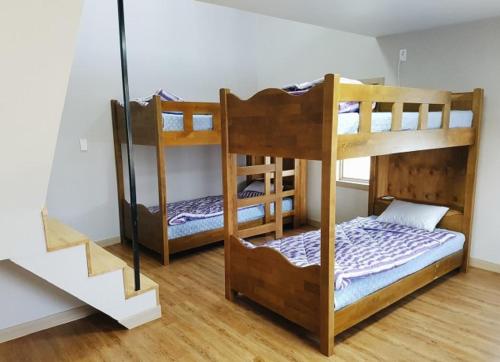 bella guesthouse 32 23 seosongjeong 1 gil tongyeong si south korea kr 650 140 sea queen kainan nata