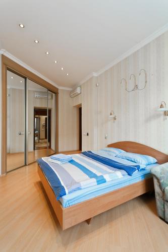 Arenda Apartments - Ulianovskaya str.32