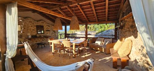 Hvar Stone Villa with pool in Vrbanj