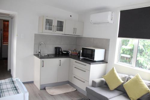 Facilities, Manuki Tiny Retreat - Private stay Christchurch in Templeton