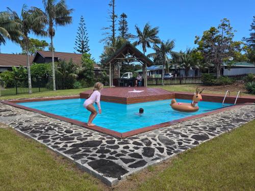 Fletcher Christian Apartments - Manava Suites (5) in Norfolk Island