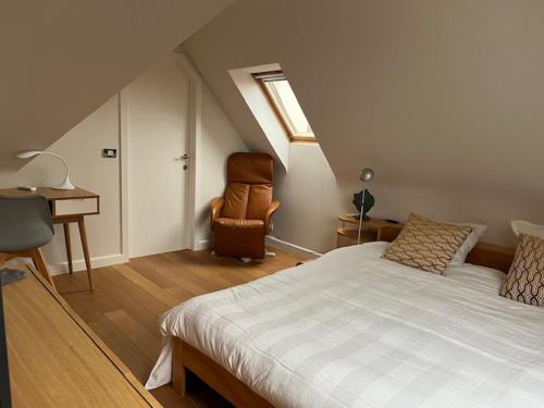1 queen bed