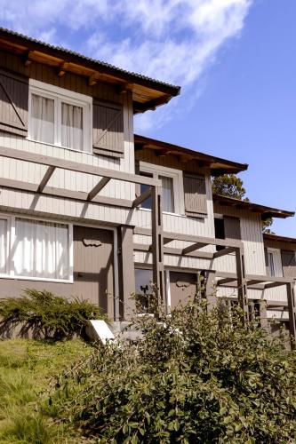 Bright bungalow with a beautiful view of the lake