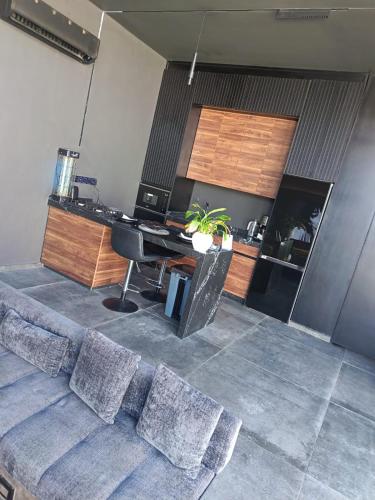 Deep House Villas in อัลรามา