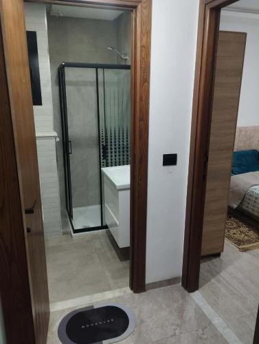 El Wahat Tunis Appartment FAMILY ONLY شقة مفروشة حي الواحات تونس عائلات فقط (El Wahat Tunis Appartment FAMILY ONLY شقة مفروشة حي الواحات تونس عائلات فقط) in La Soukra