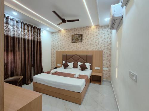 room detail thumbnail 0