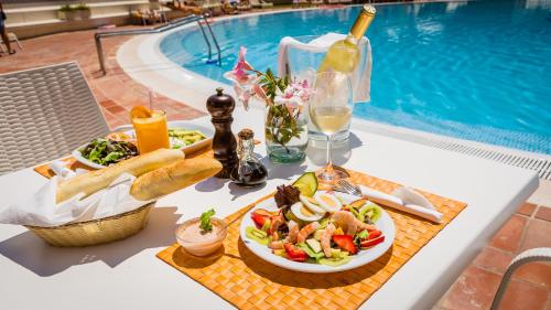 Food and beverages, Quinta do Lago Country Club in Almancil