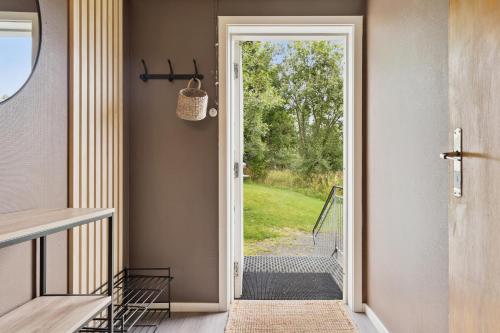 Stylish Private Rooms in Lofoten Guesthouse in เล็กเนส